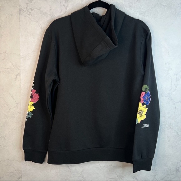 [Adidas] Classic Black Floral Hoodie - Picture 2 of 4